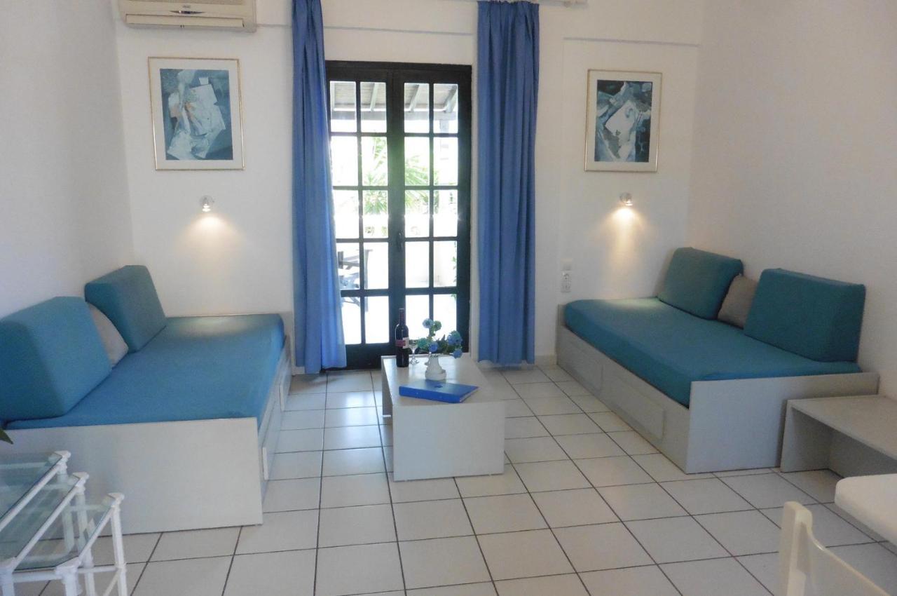 Julies Apartments Kokkini Hani Exterior foto